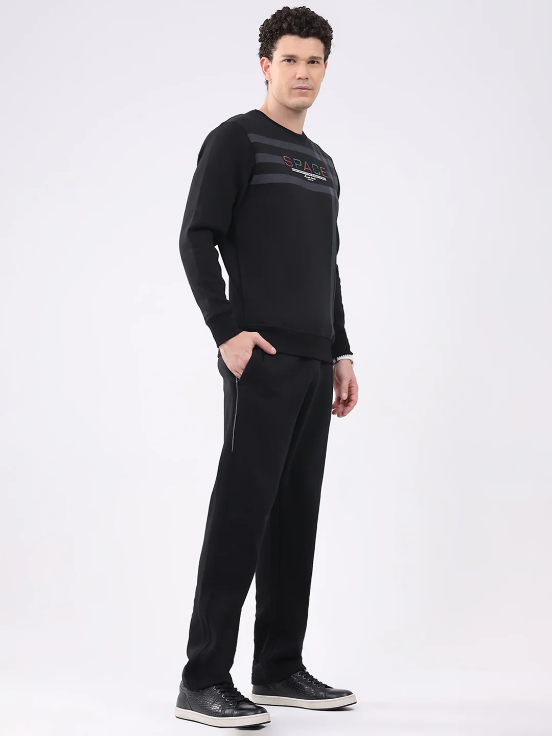 Men Black Printed Collar Full Sleeve Winter Tracksuit - Image 4