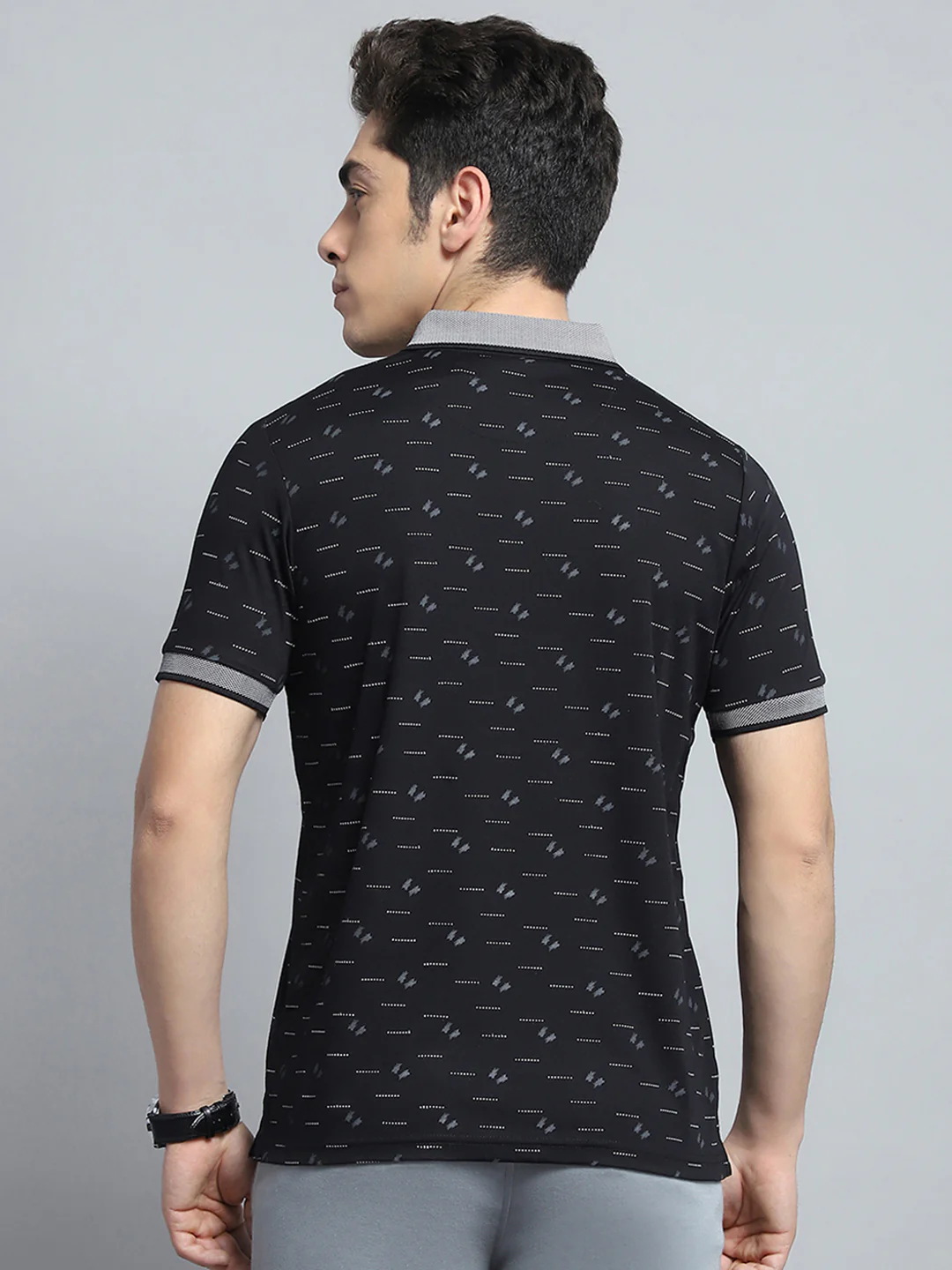 Men Black Printed Collar Half Sleeve T-Shirt - Image 5