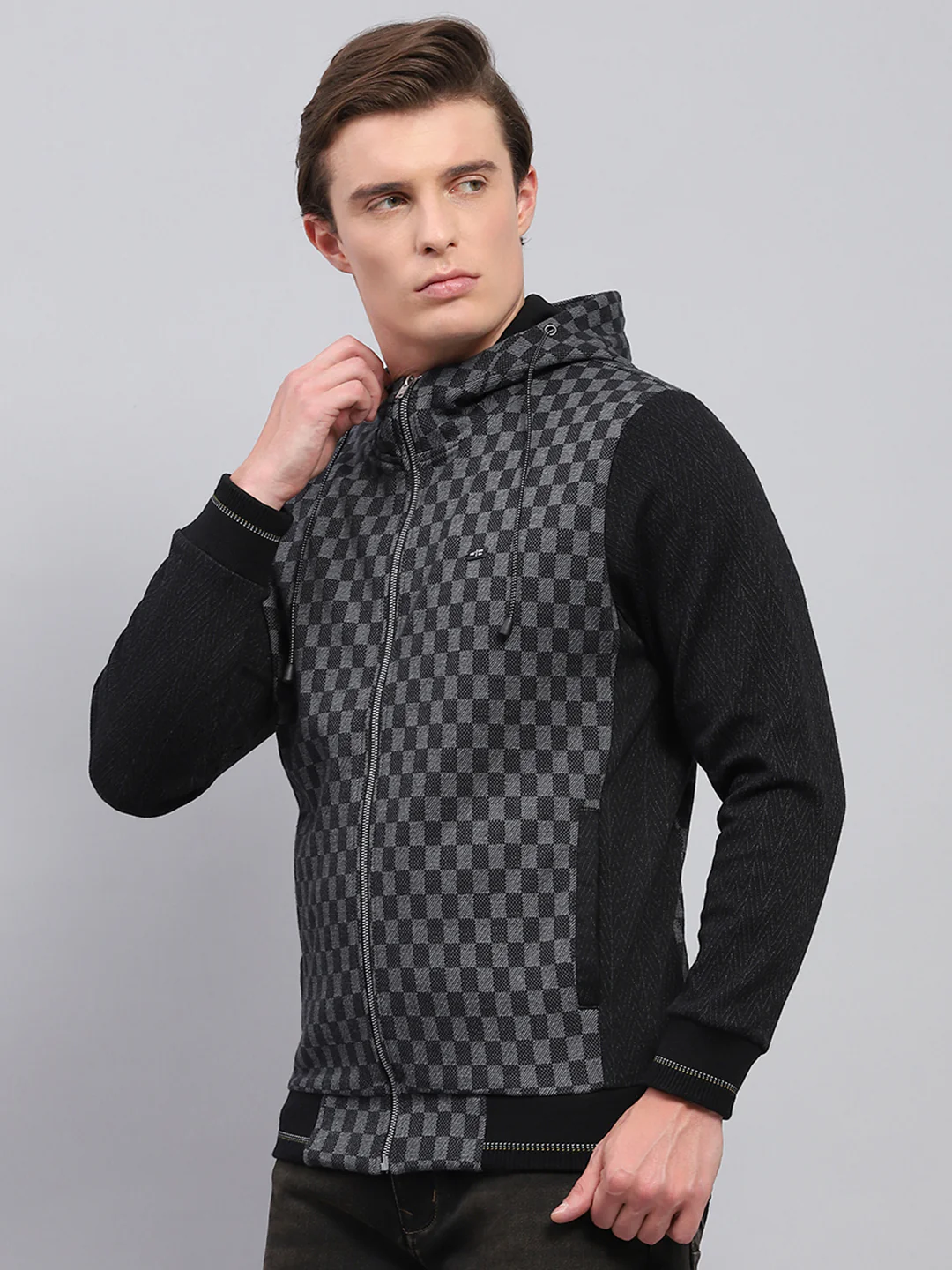 Men Black Printed Hooded Full Sleeve Sweatshirt - Image 3