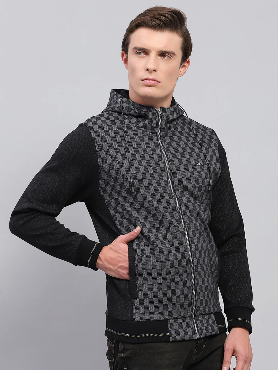 Men Black Printed Hooded Full Sleeve Sweatshirt - Image 4