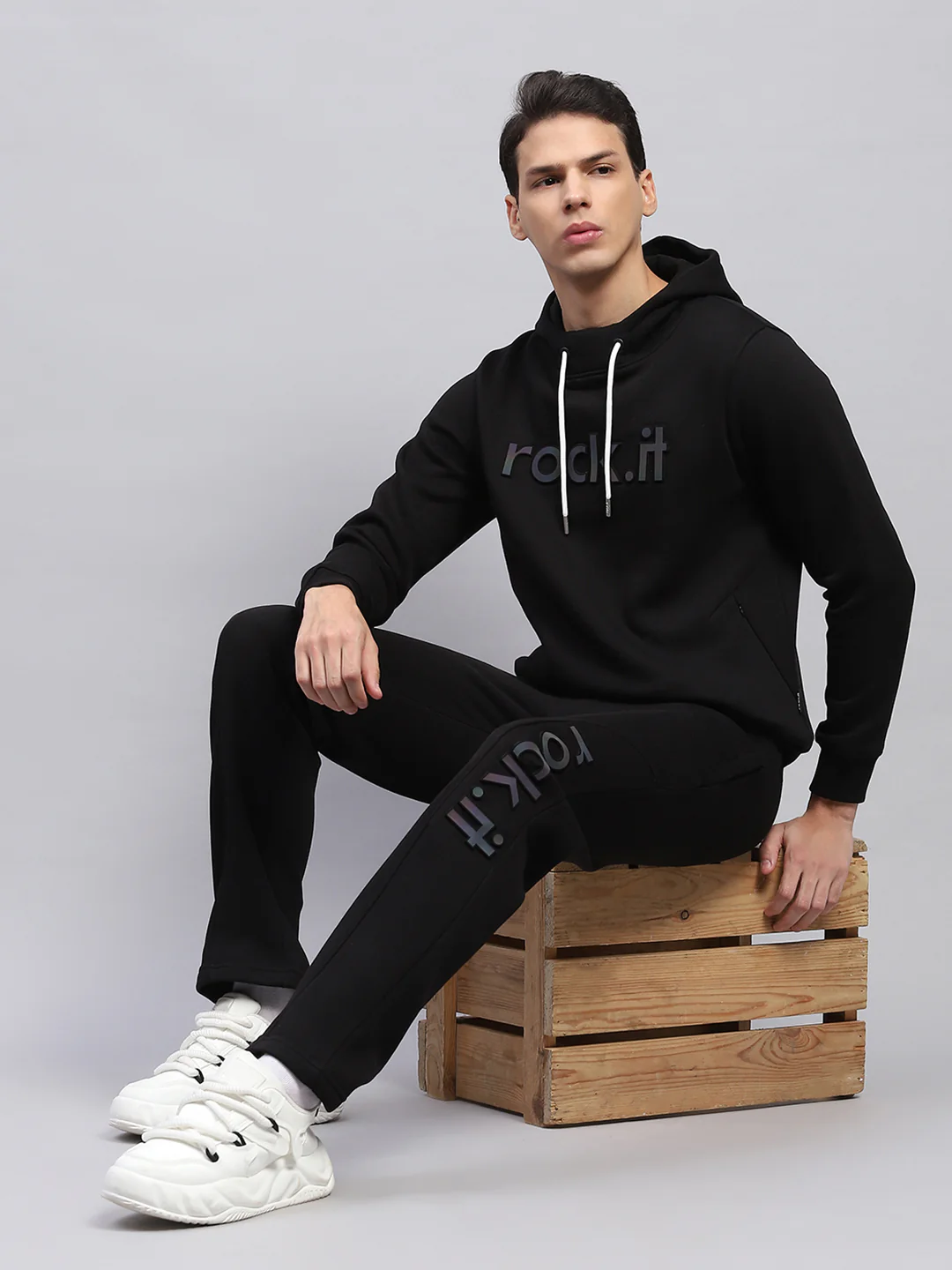 Rock.it Men Black Printed Hooded Full Sleeve Winter Tracksuit - Image 2
