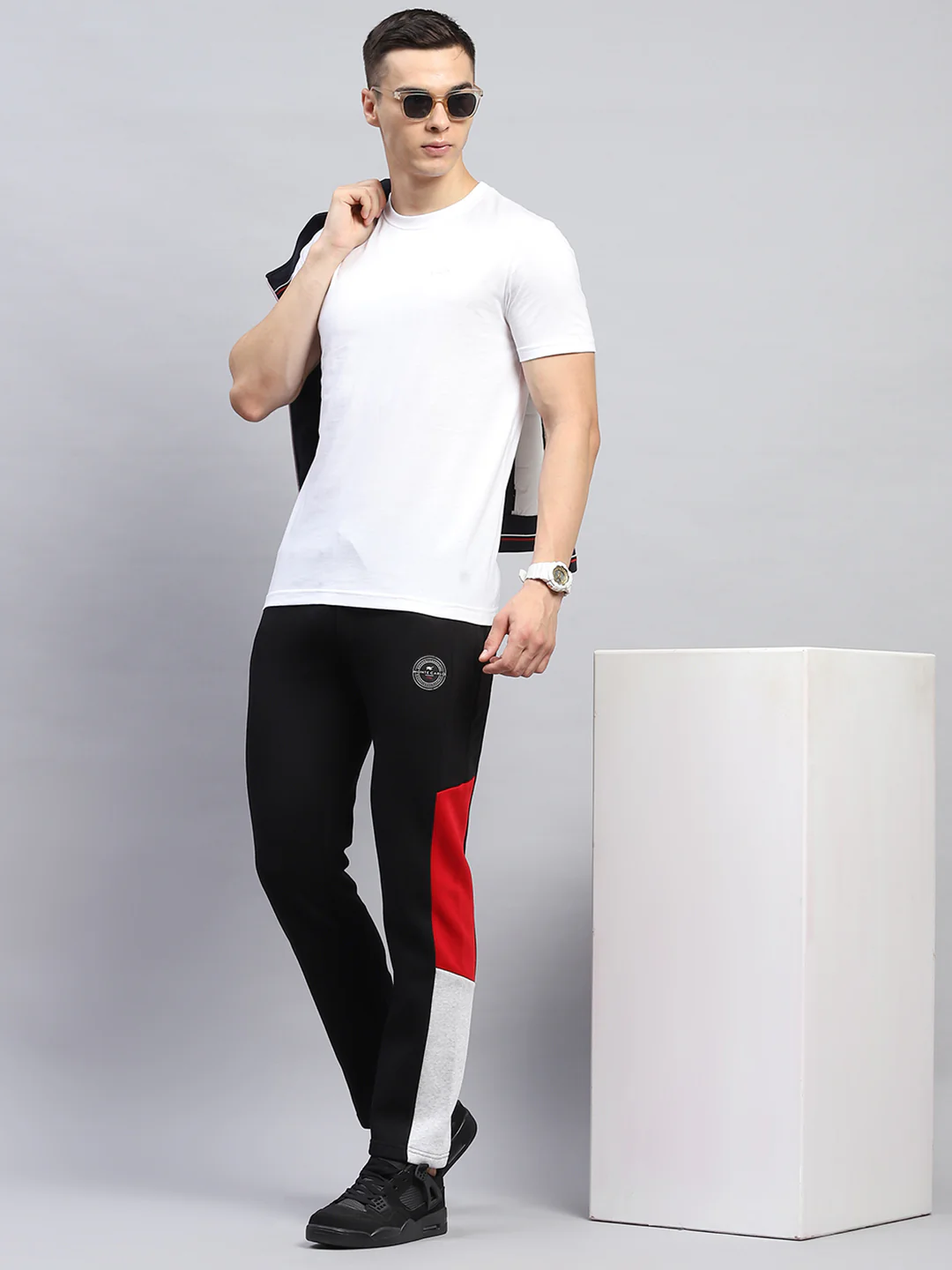Men Black Printed Regular Fit Lower - Image 2