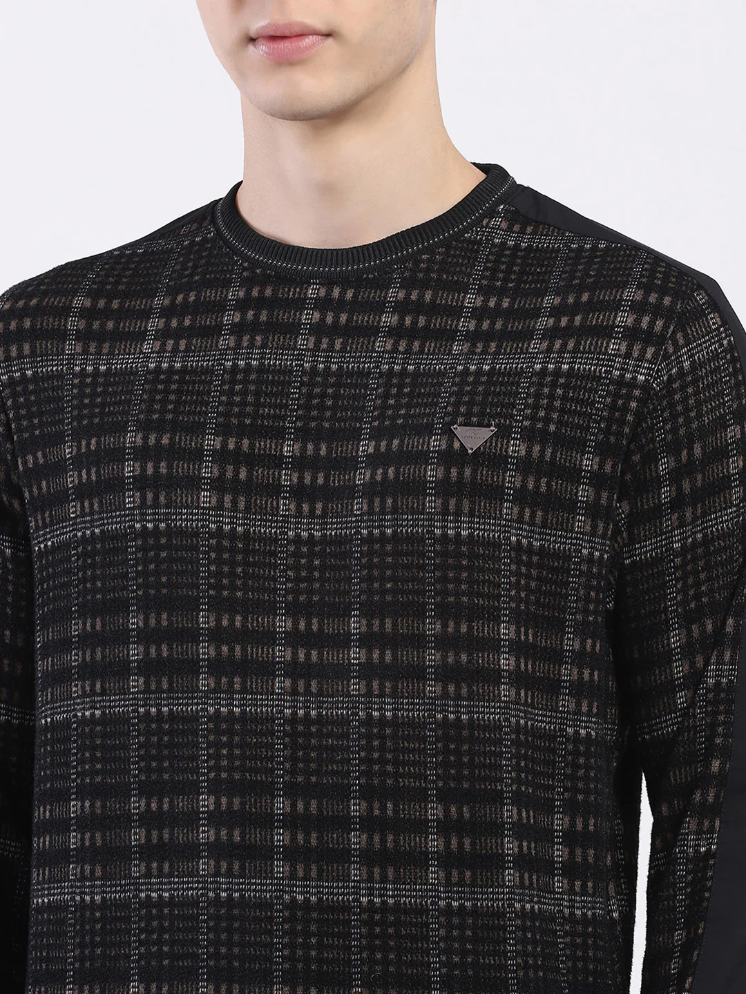 Men Black Printed Round Neck Full Sleeve Sweatshirt - Image 7