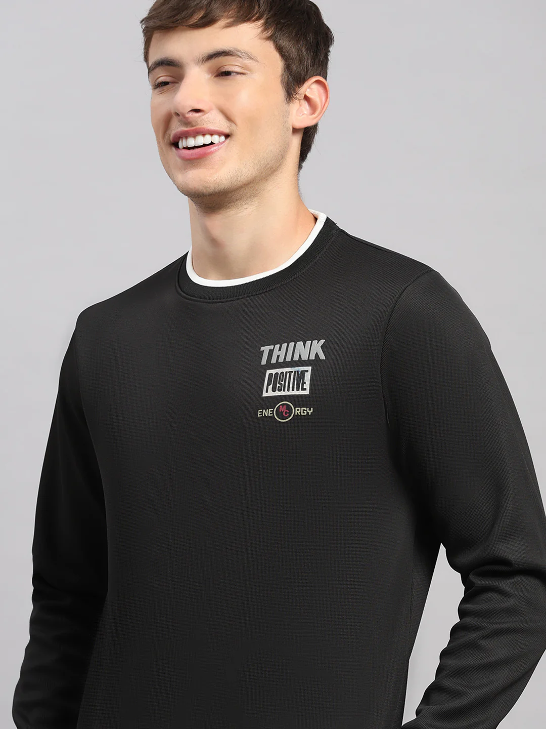Men Black Printed Round Neck Full Sleeve Sweatshirt - Image 6