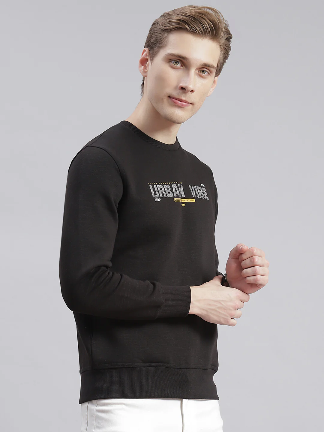 Men Black Printed Round Neck Full Sleeve Sweatshirts - Image 4