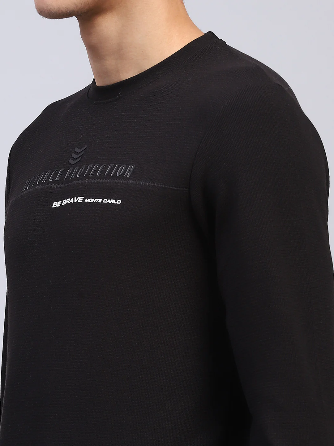 Men Black Printed Round Neck Full Sleeve Winter T-Shirt - Image 7