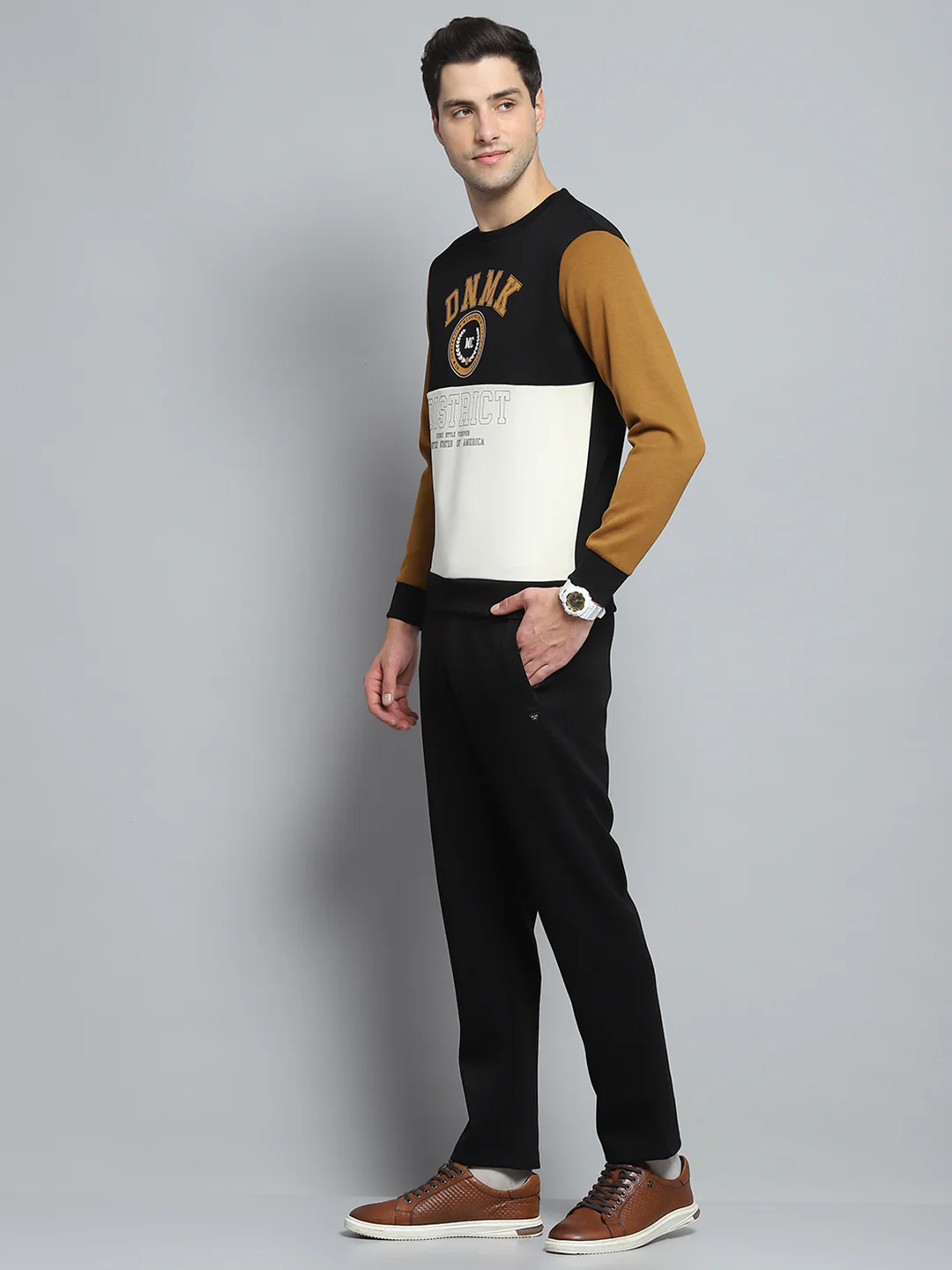 Men Black Printed Round Neck Full Sleeve Winter Tracksuit - Image 3