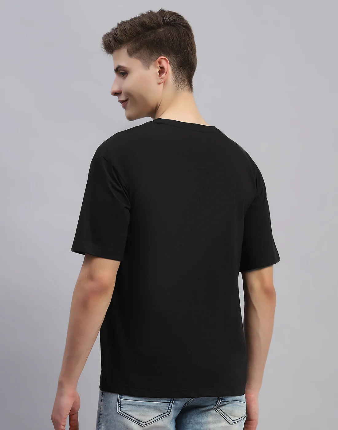 Men Black Printed Round Neck Half Sleeve T-Shirt - Image 5