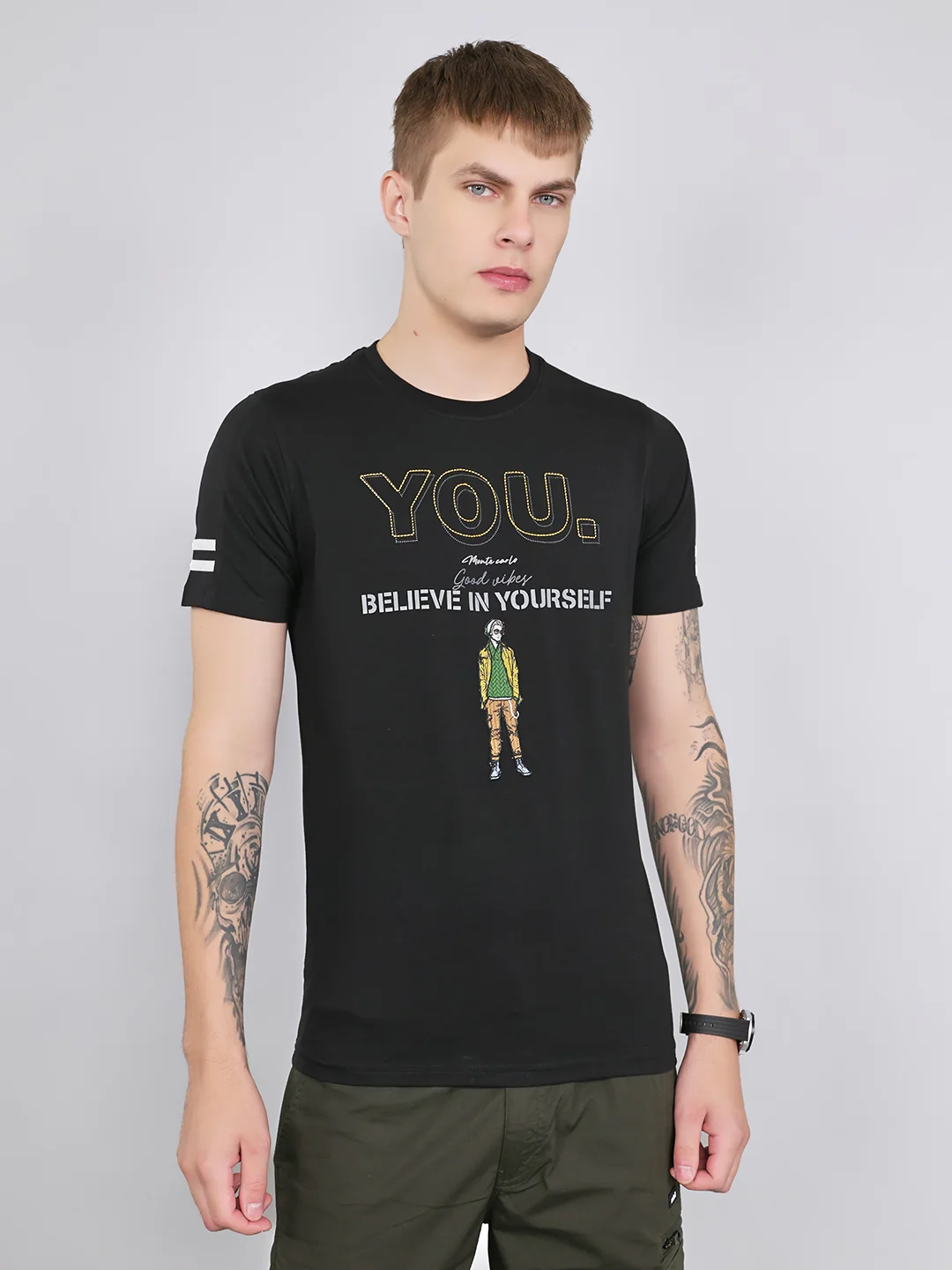 Men Black Printed Round Neck Half Sleeve T-Shirt