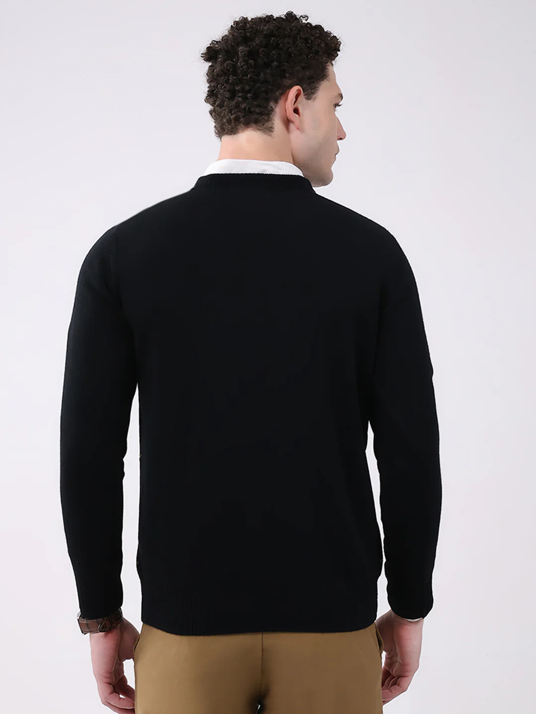 Men Black Printed V Neck Full Sleeve Pullover - Image 5