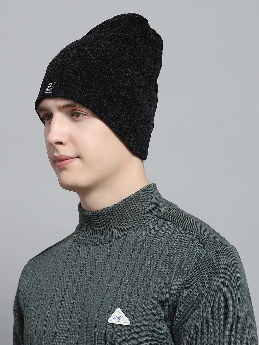 Men Black Self Design Cap - Image 3