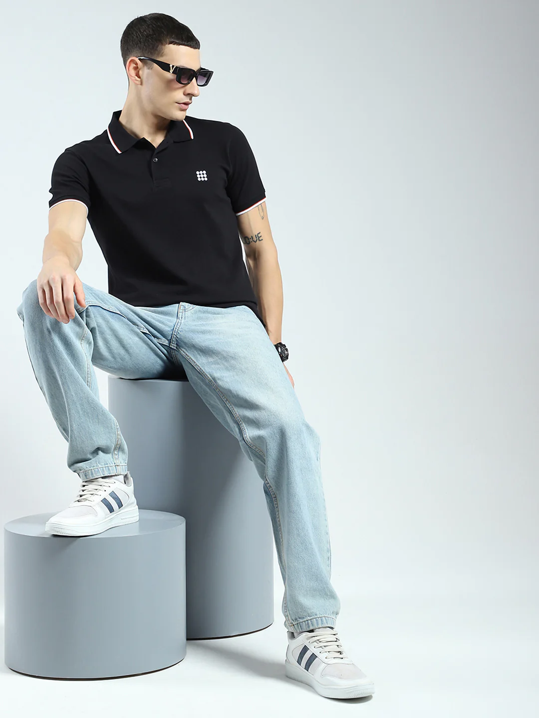 Rock.it Men Black Self Design Collar Half Sleeve T-Shirt - Image 2