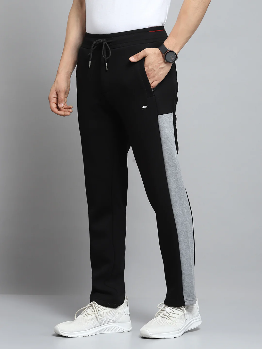 Men Black Self Design Hooded Full Sleeve Winter Tracksuit - Image 7