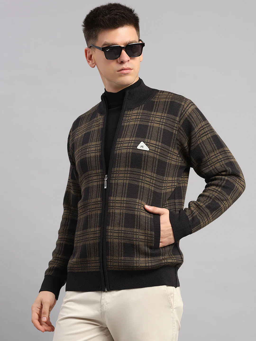 Men Black Self Design Round Neck Full Sleeve Pullover - Image 6