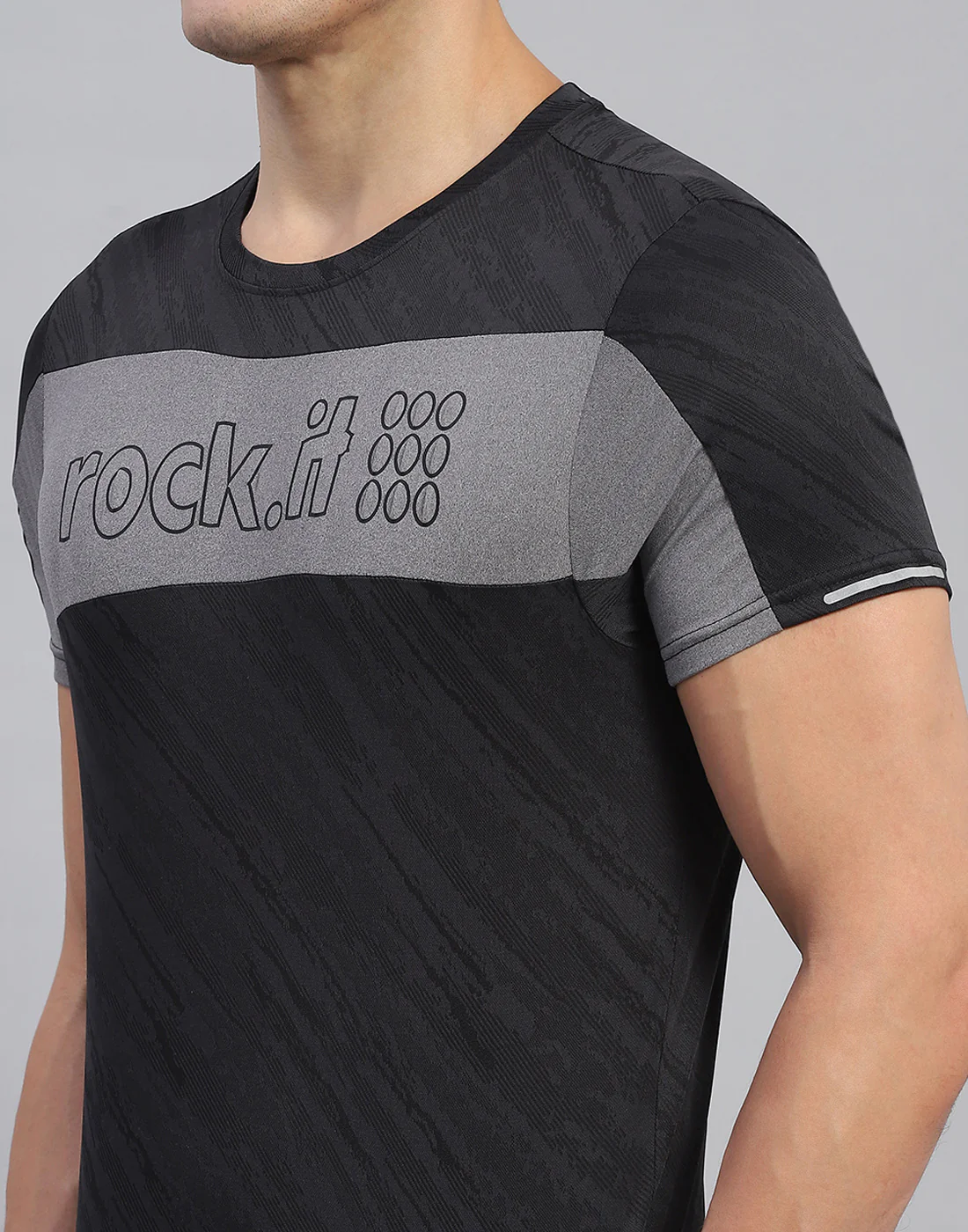 Rock.it Men Black Self Design Round Neck Half Sleeve T-Shirt - Image 7