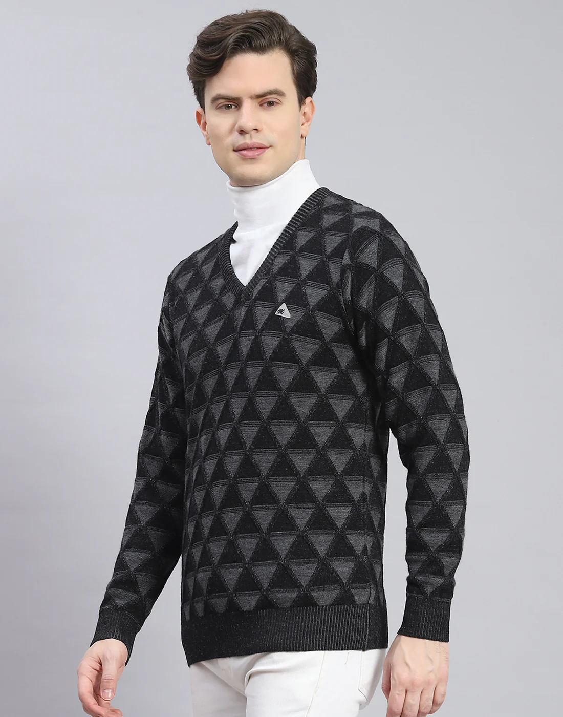 Men Black Self Design V Neck Full Sleeve Pullover - Image 4
