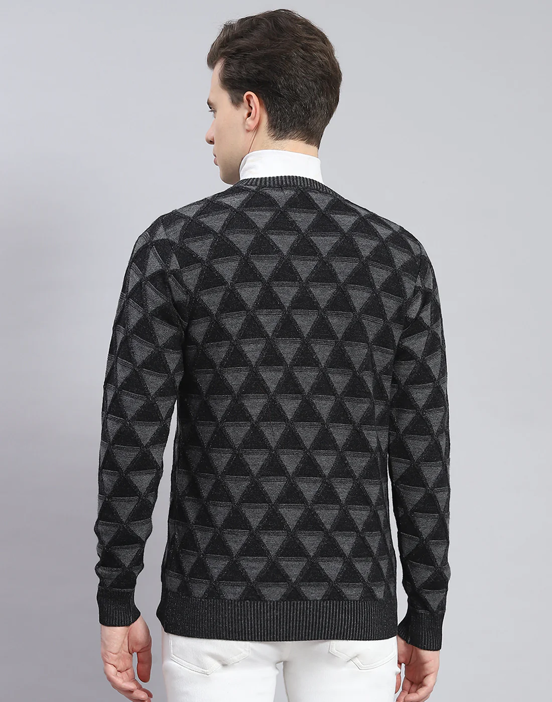Men Black Self Design V Neck Full Sleeve Pullover - Image 6