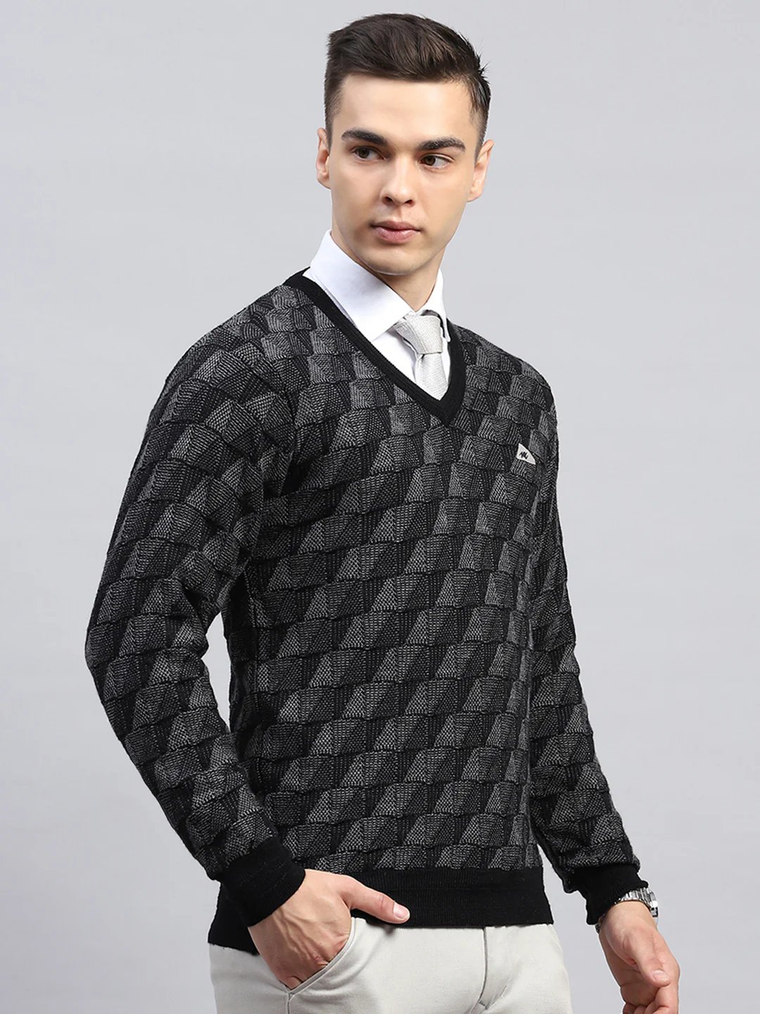 Men Black Self Design V Neck Full Sleeve Pullover - Image 4