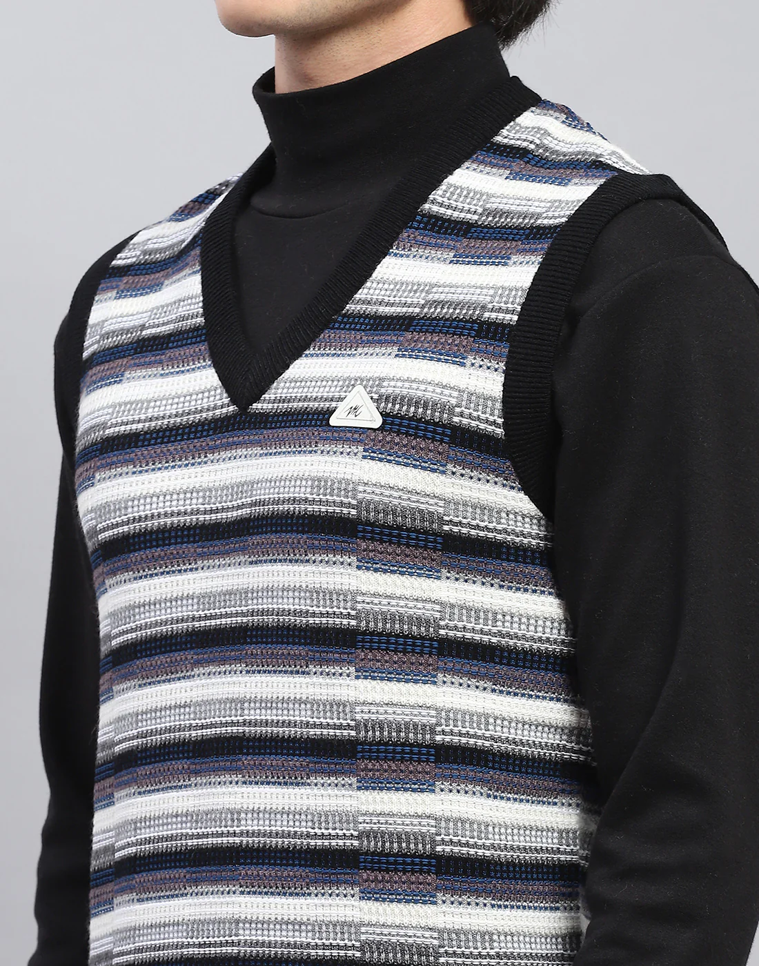 Men Black Self Design V Neck Sleeveless Sweater - Image 7