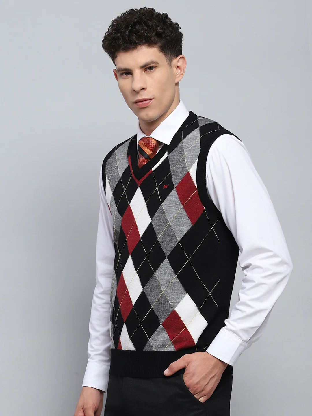 Men Black Self Design V Neck Sleeveless Sweater - Image 3