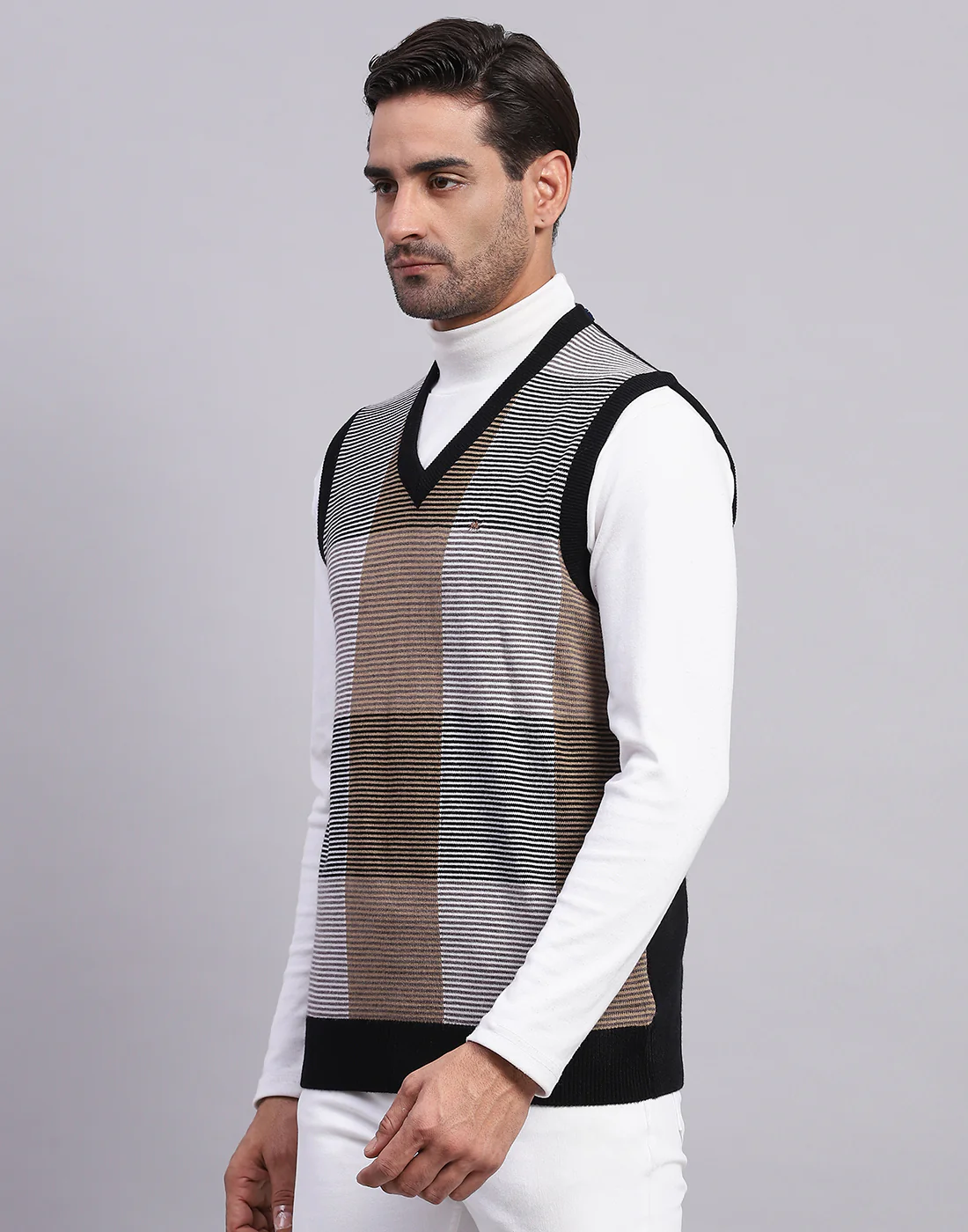 Men Black Self Design V Neck Sleeveless Sweater - Image 3