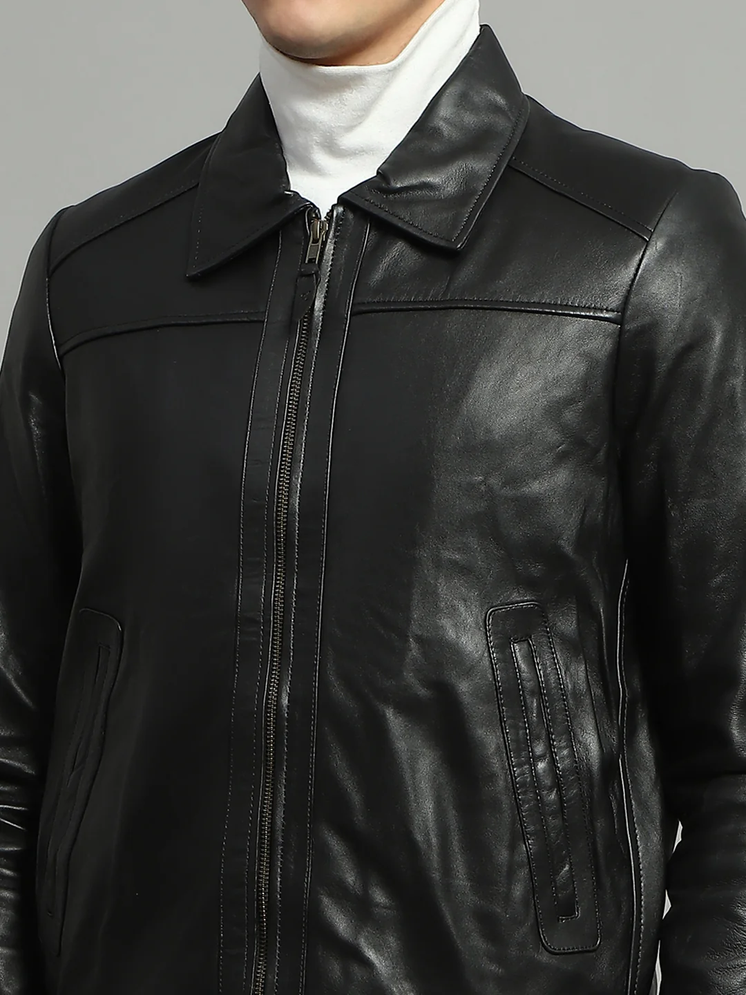 Men Black Solid Collar Full Sleeve Jacket - Image 7