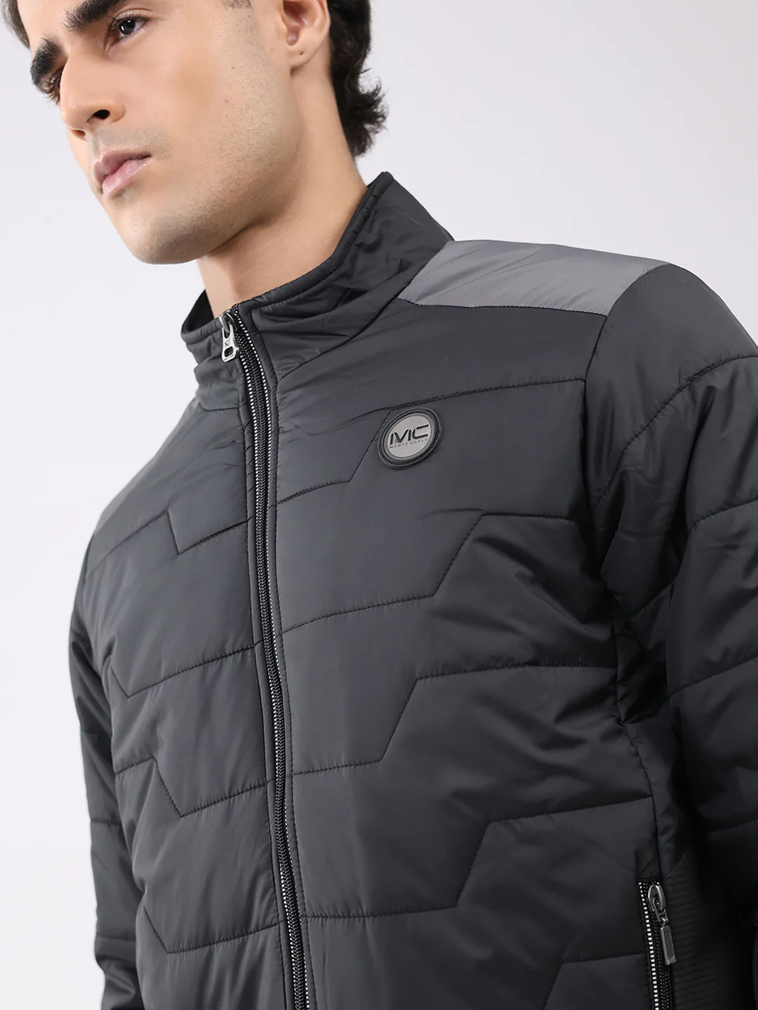 Men Black Solid Collar Full Sleeve Jacket - Image 6