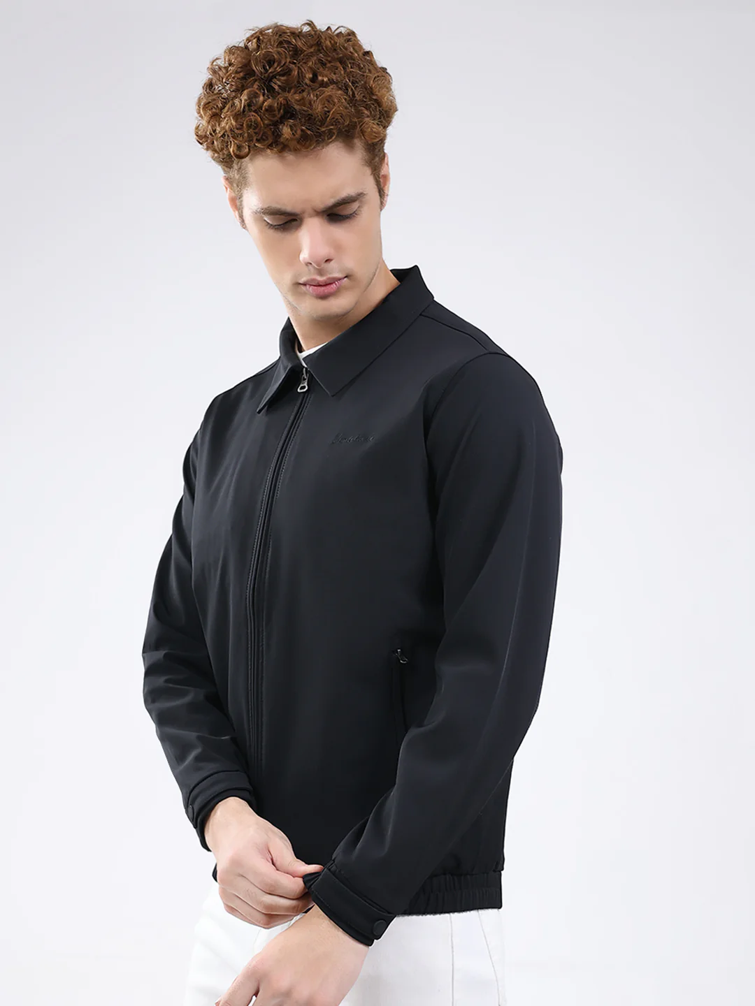 Men Black Solid Collar Full Sleeve Jacket - Image 3