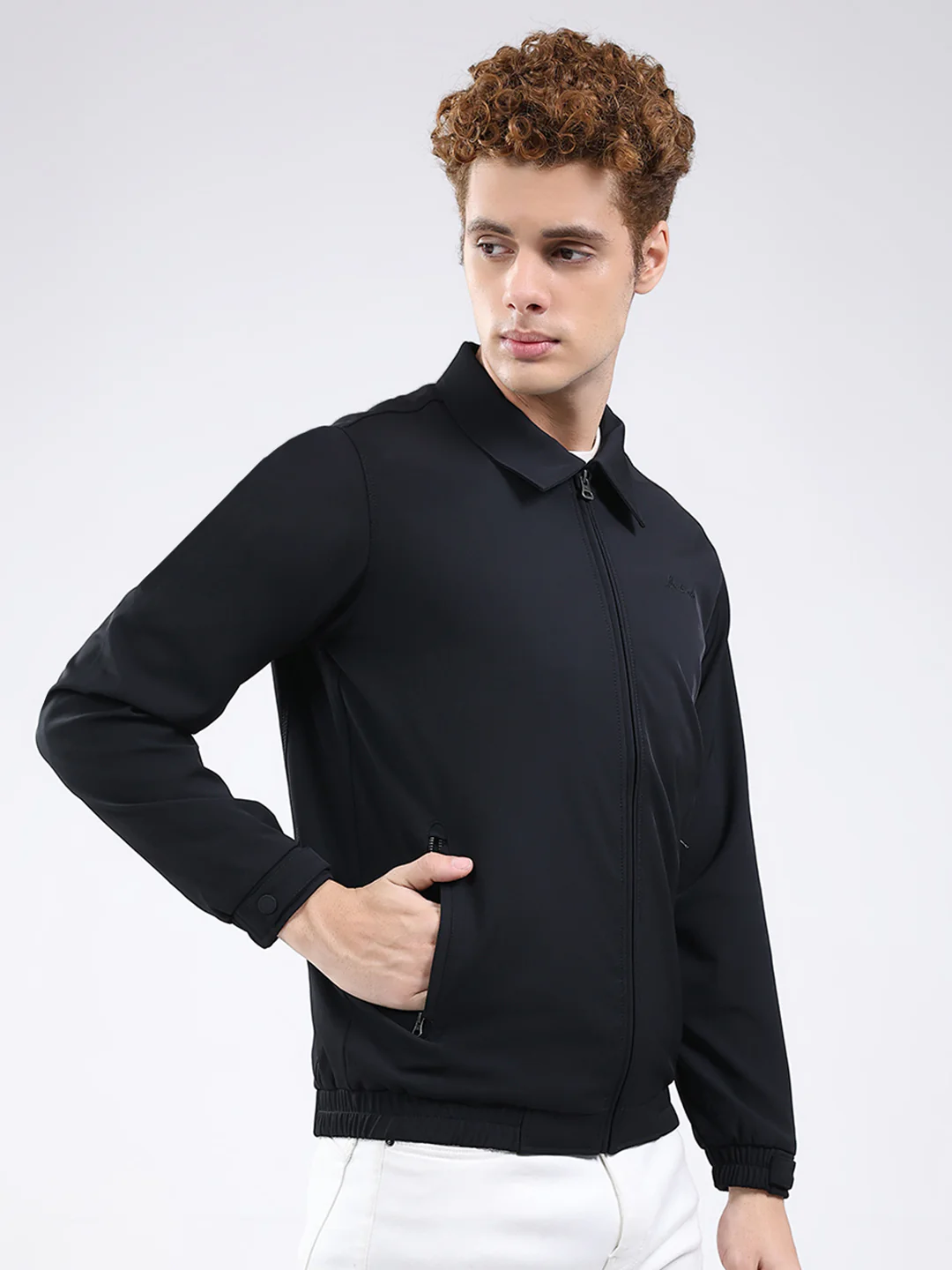 Men Black Solid Collar Full Sleeve Jacket - Image 4