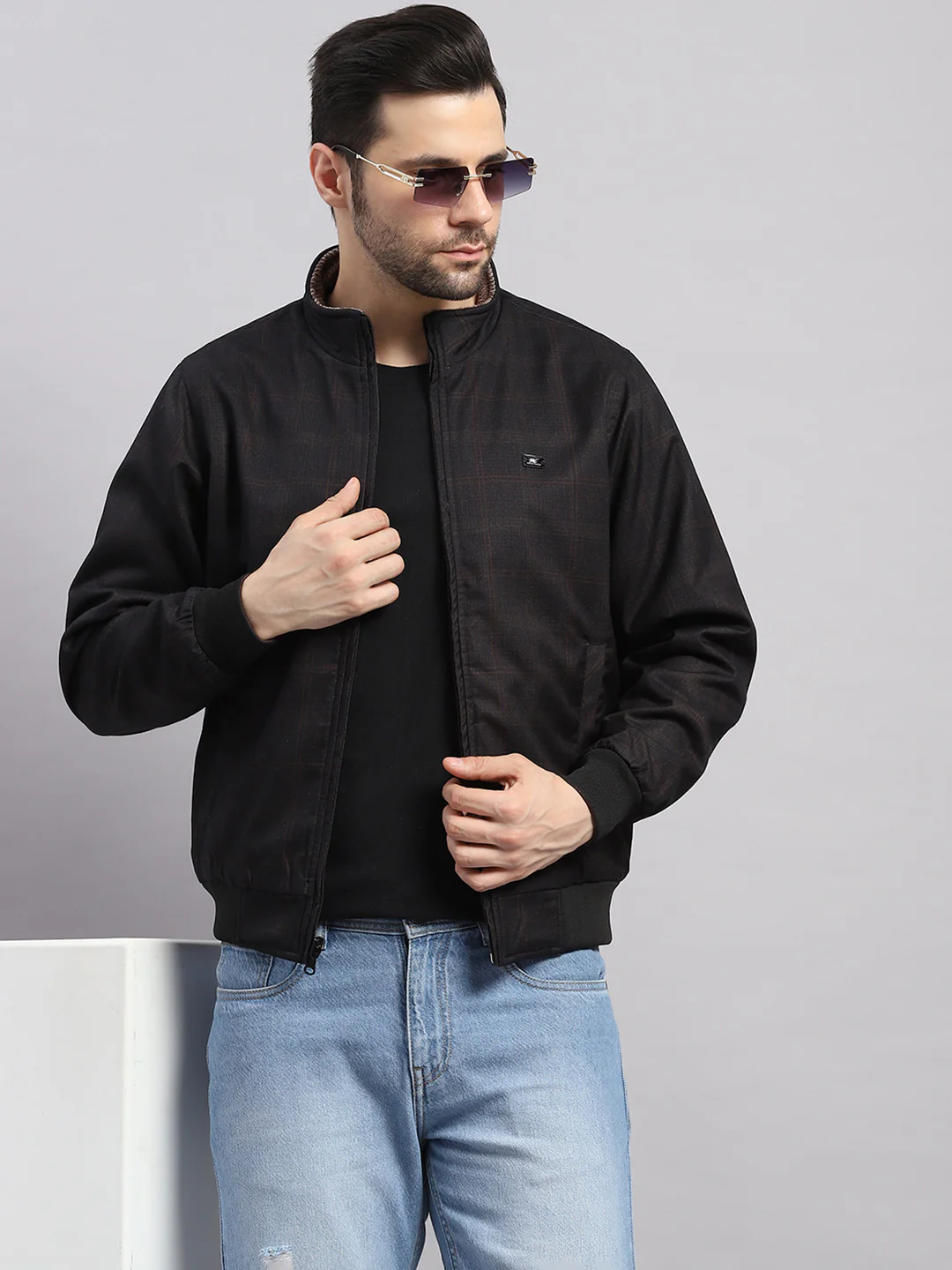Men Black Solid Collar Full Sleeve Reversible Jacket - Image 6