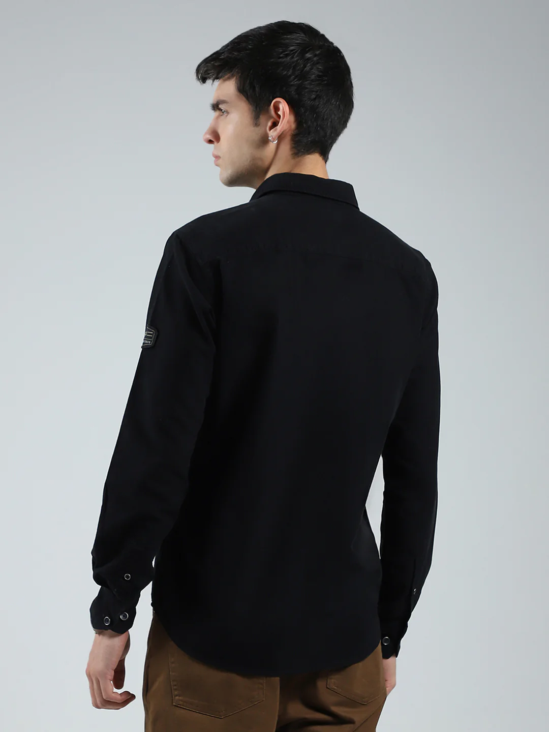 Men Black Solid Collar Full Sleeve Shirt - Image 5