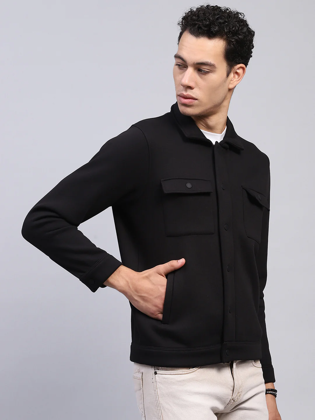 Men Black Solid Collar Full Sleeve Sweatshirt - Image 4