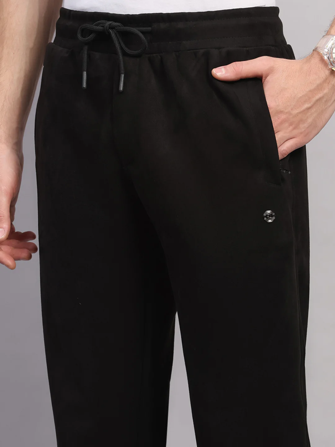 Luxuria Men Black Solid Collar Full Sleeve Winter Tracksuit - Image 9