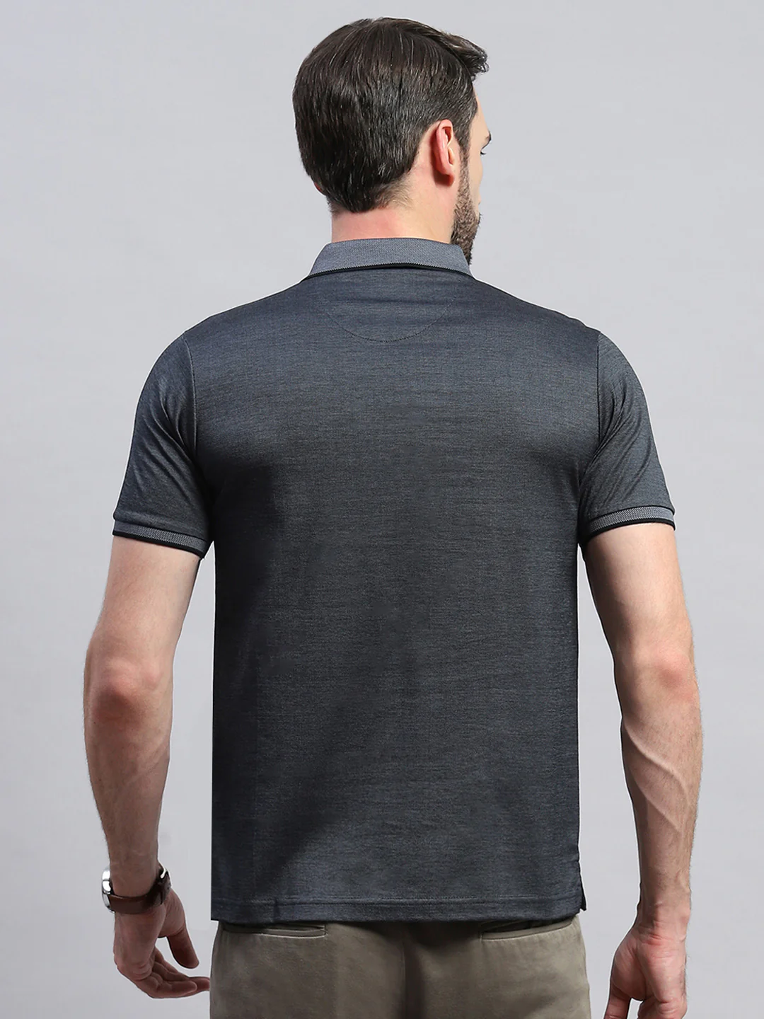 Men Black Solid Collar Half Sleeve T-Shirt - Image 5