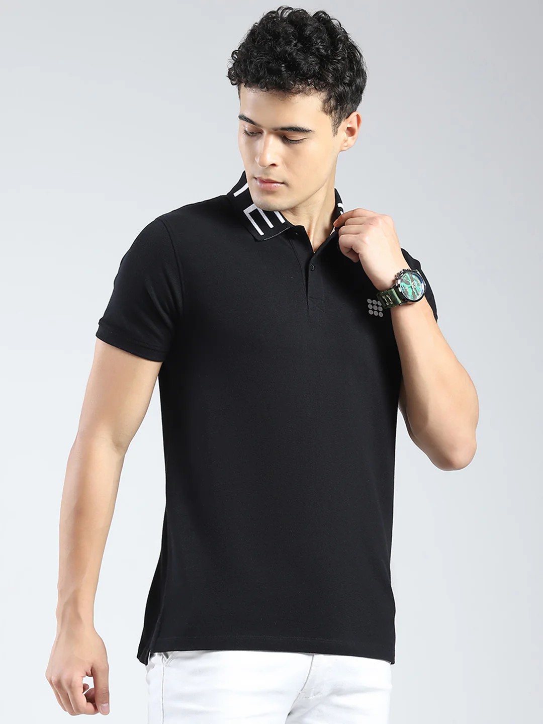 Rock.it Men Black Solid Collar Half Sleeve T-Shirt - Image 4