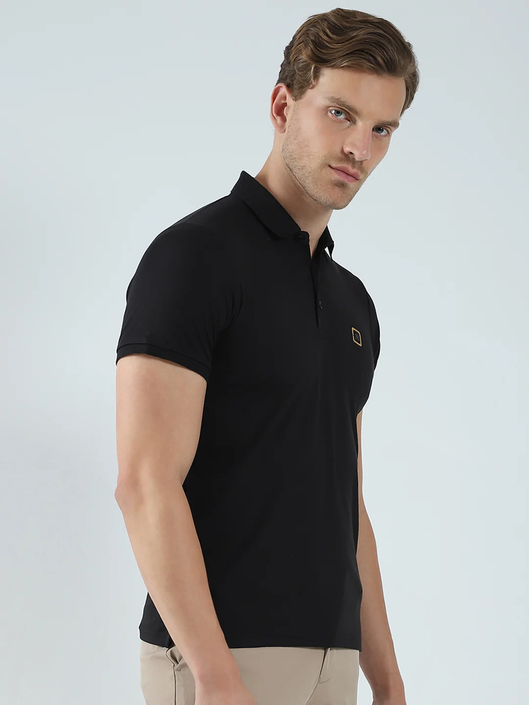 Men Black Solid Collar Half Sleeve T-Shirt - Image 4