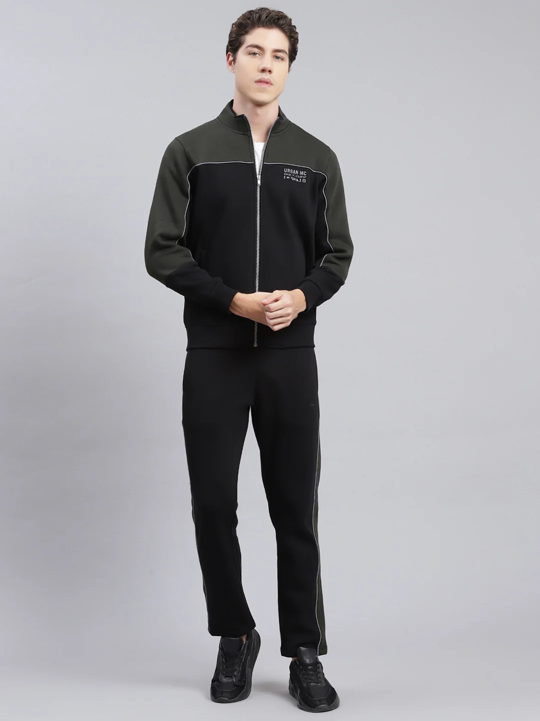 Men Black Solid Cotton Blend Track Suit - Image 2