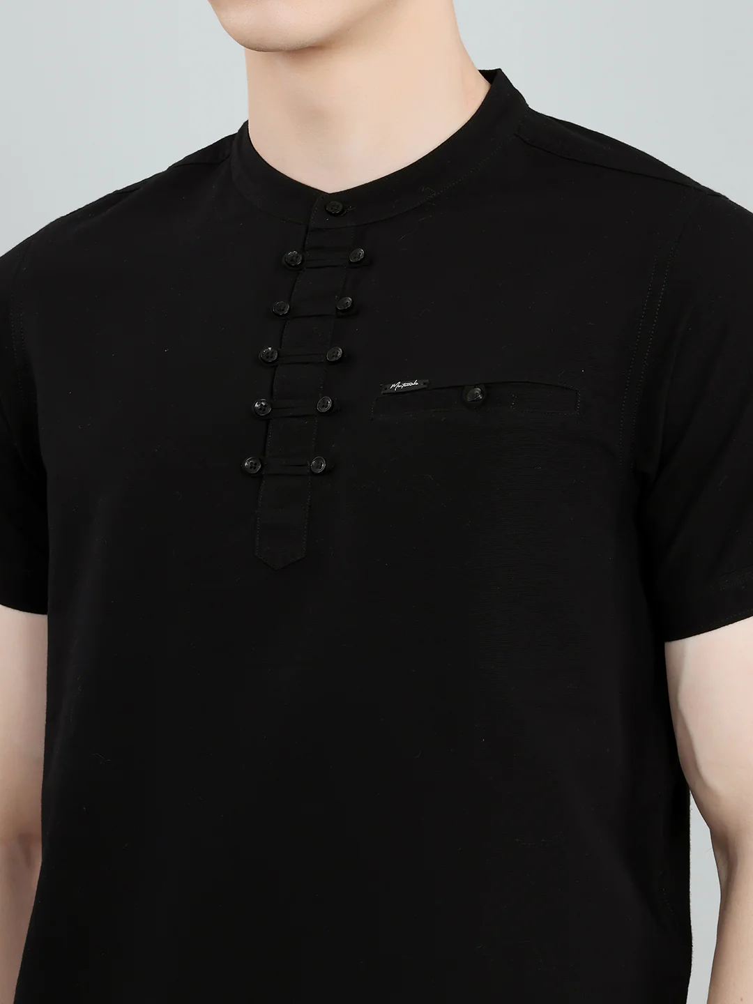 Men Black Solid Henley Neck Half Sleeve T-Shirt - Image 4