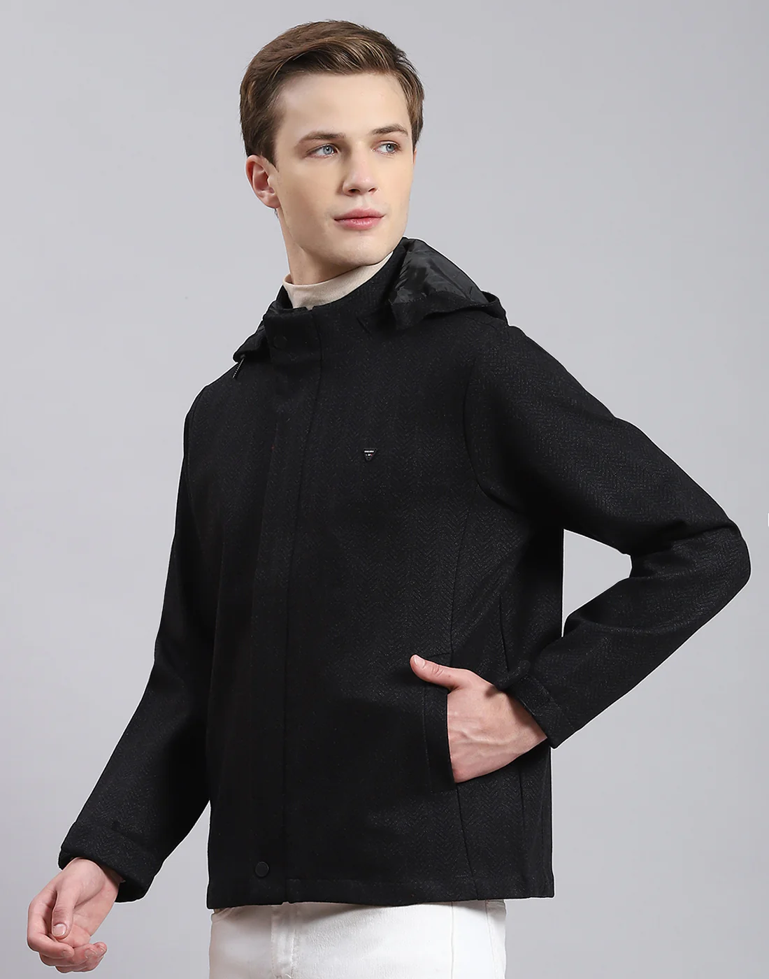 Men Black Solid Hooded Full Sleeve Jacket - Image 3
