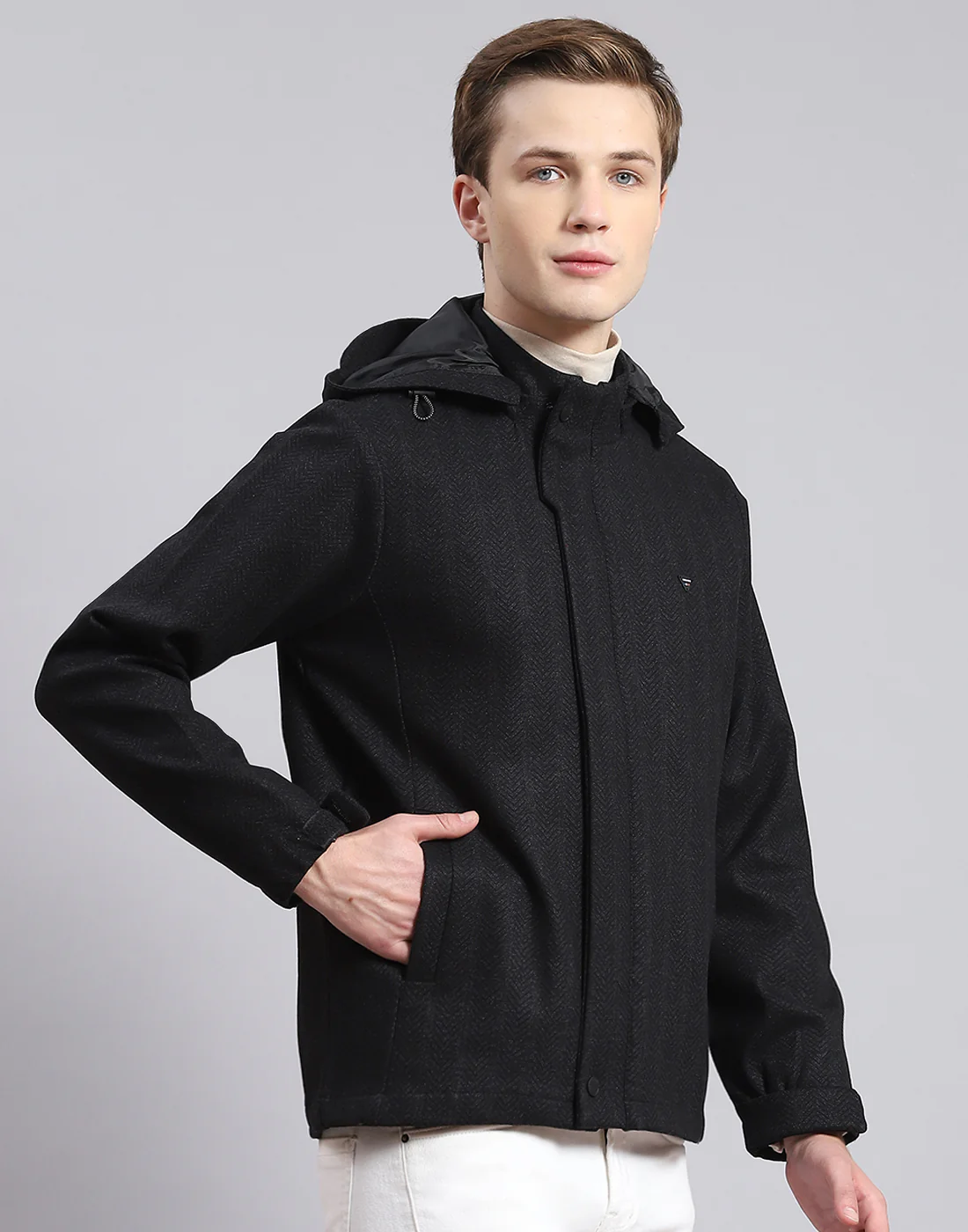 Men Black Solid Hooded Full Sleeve Jacket - Image 4