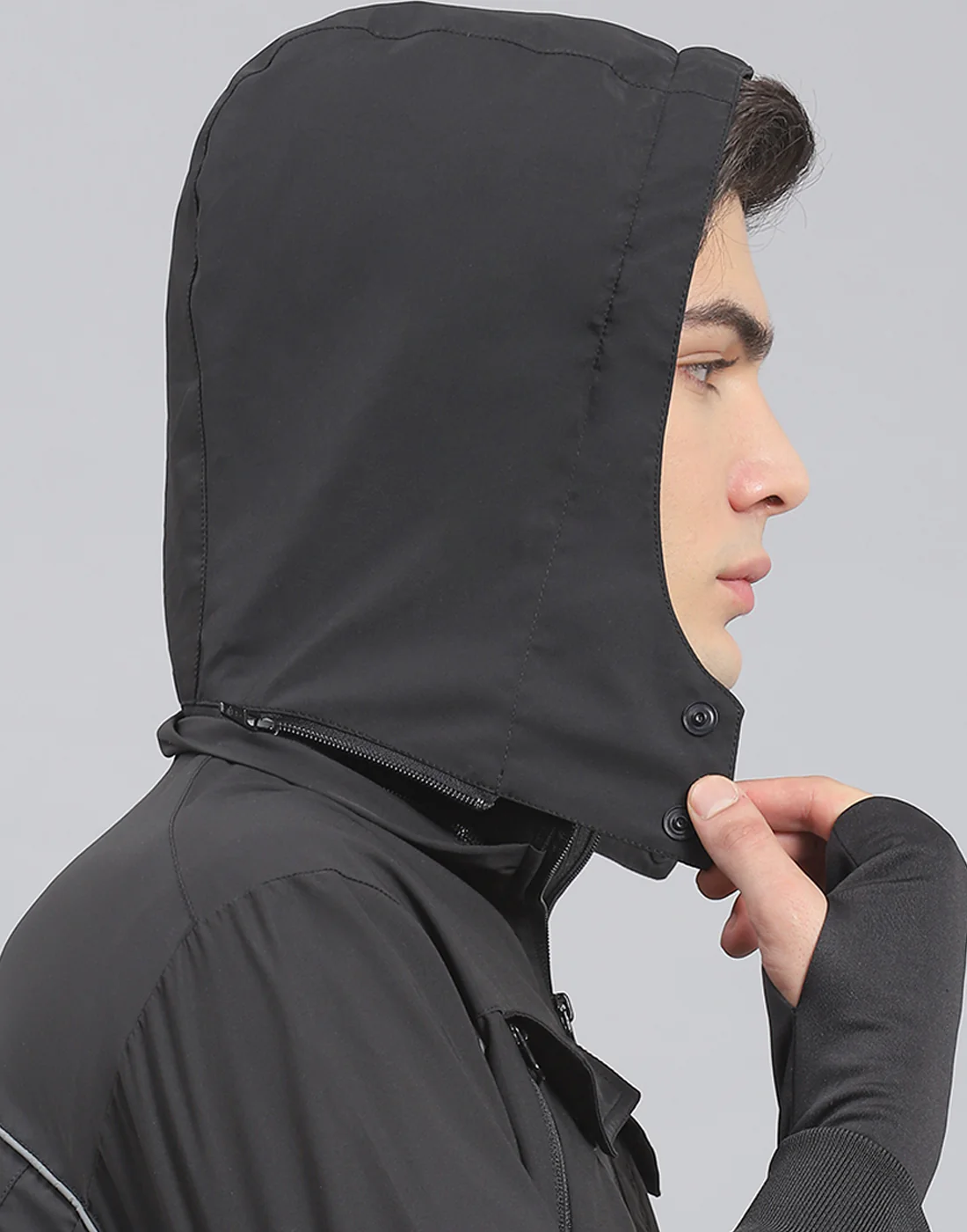 Men Black Solid Hooded Full Sleeve Jacket - Image 7