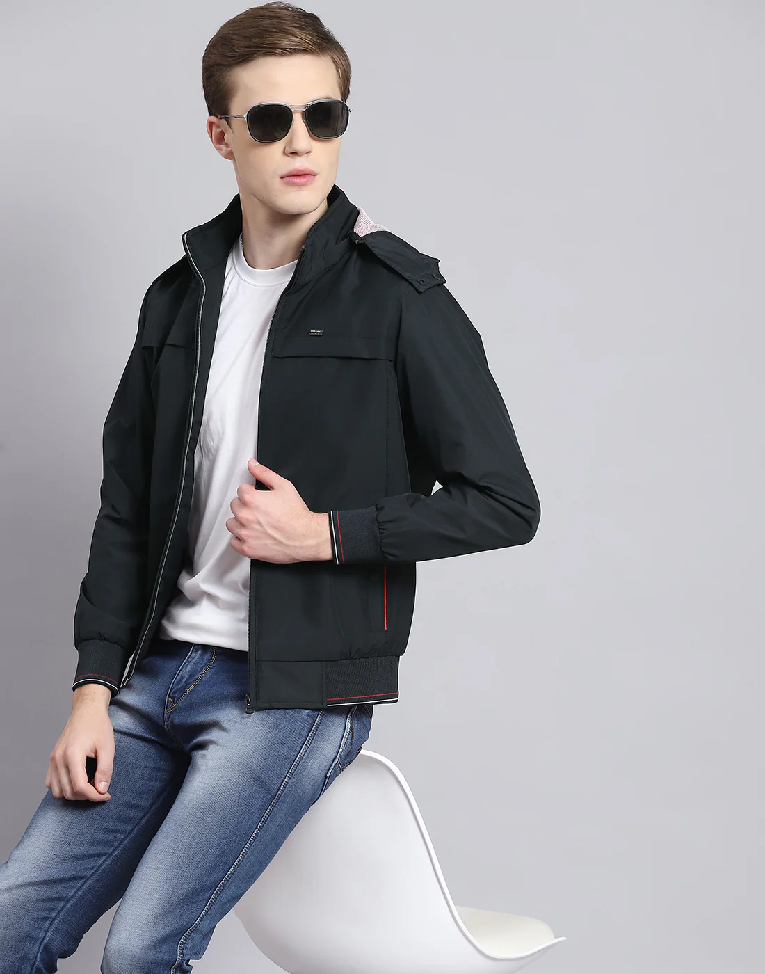 Men Black Solid Hooded Full Sleeve Jacket - Image 6