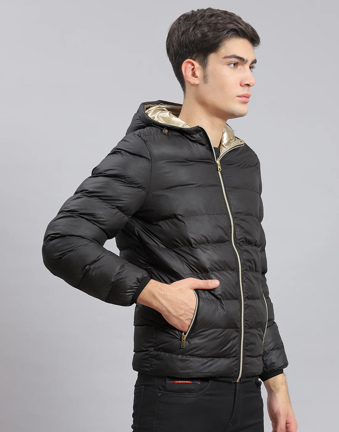 Men Black Solid Hooded Full Sleeve Jacket - Image 4