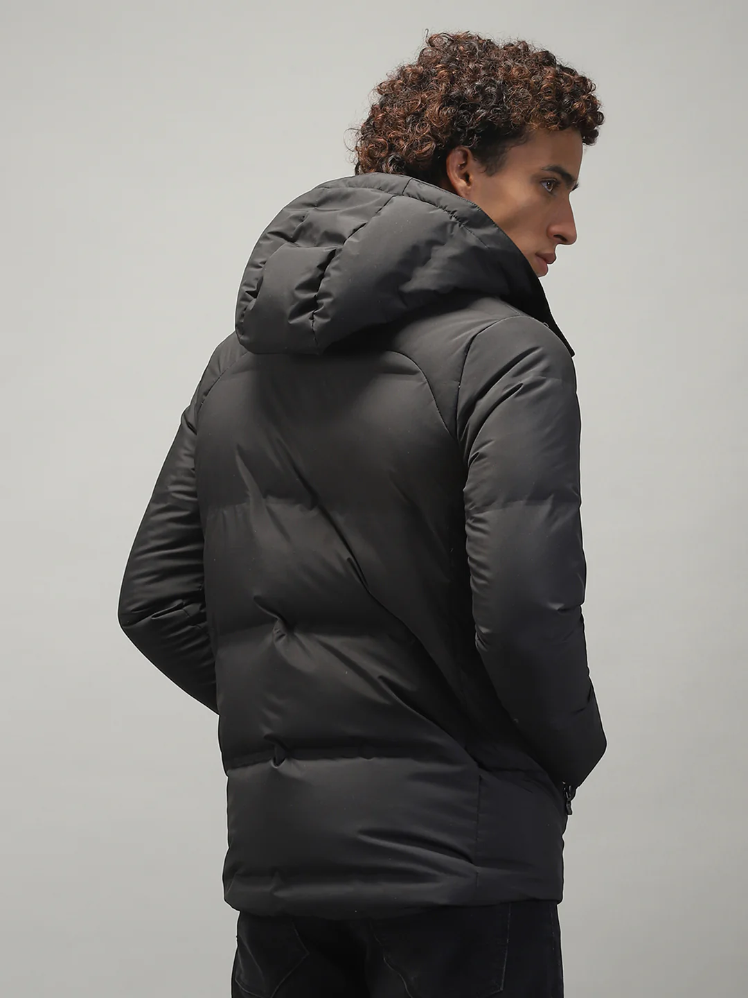 Men Black Solid Hooded Full Sleeve Jacket - Image 5