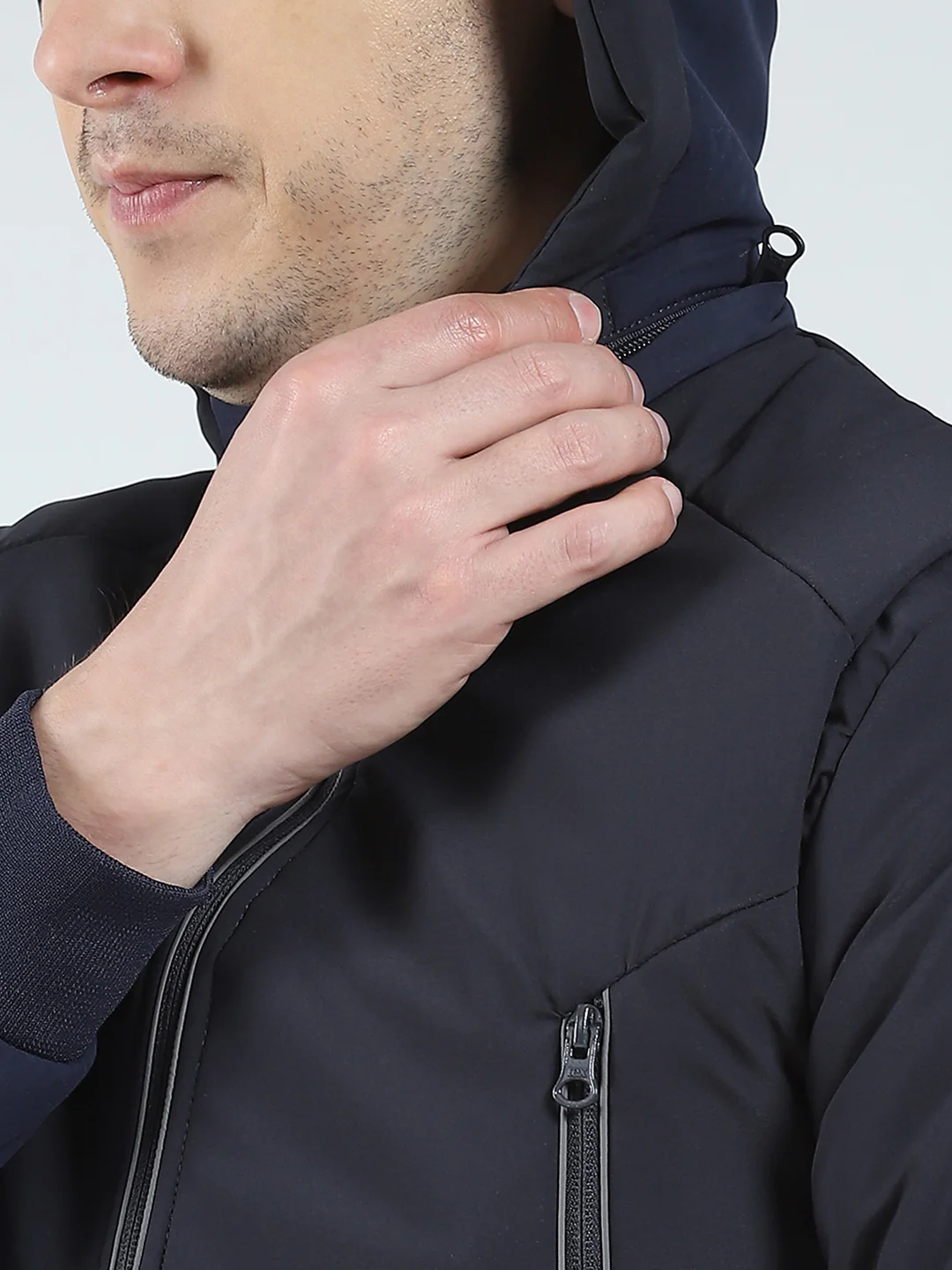 Men Black Solid Hooded Full Sleeve Jacket - Image 11