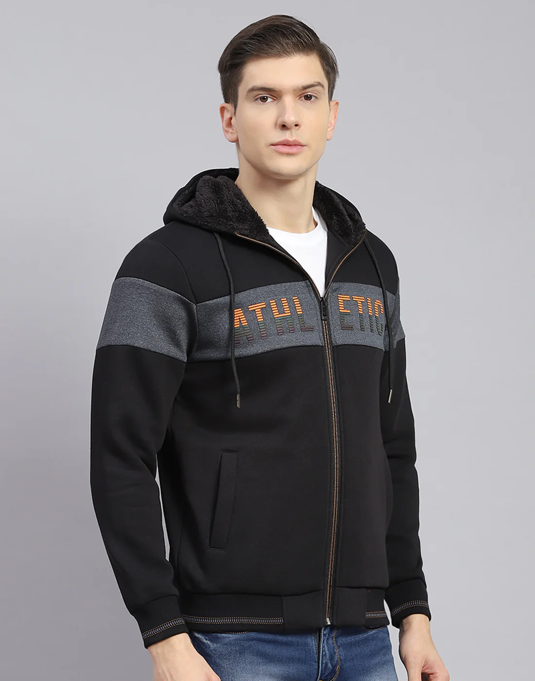 Men Black Solid Hooded Full Sleeve Sweatshirt - Image 4