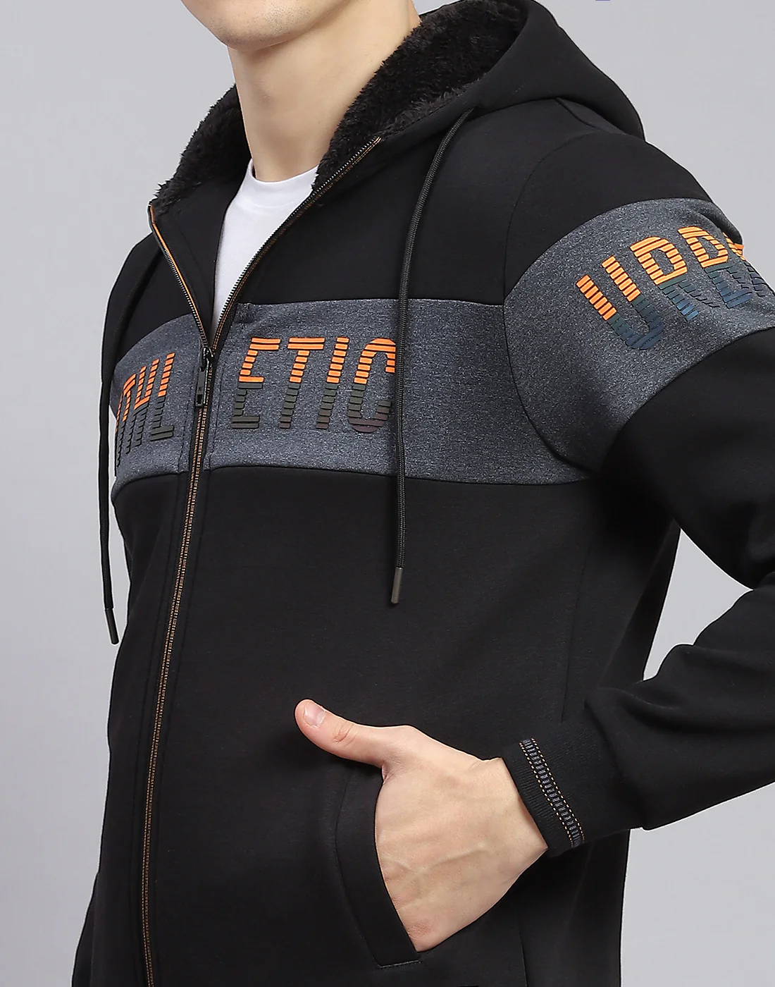 Men Black Solid Hooded Full Sleeve Sweatshirt - Image 7