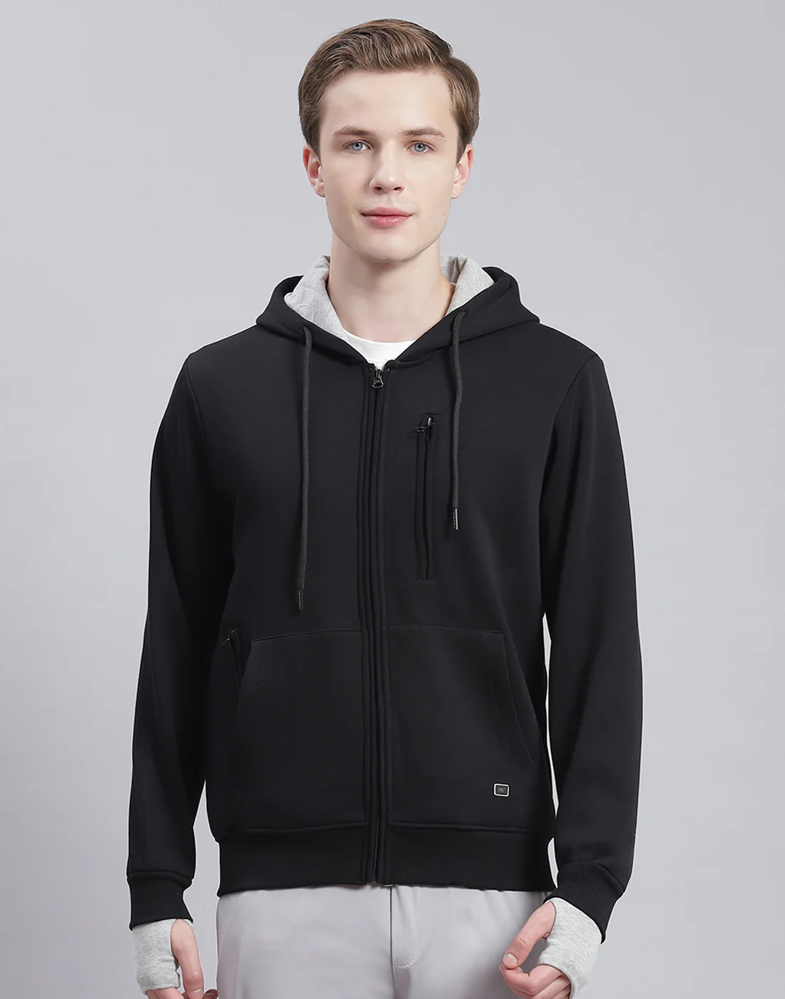Men Black Solid Hooded Full Sleeve Sweatshirt - Image 2