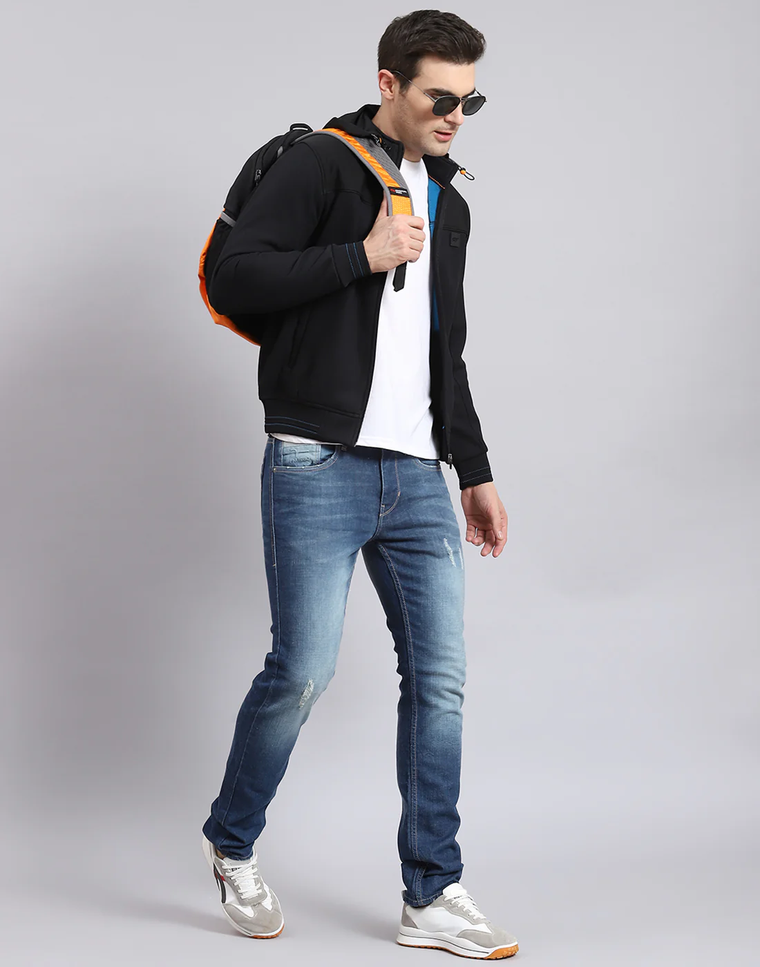 Men Black Solid Hooded Full Sleeve Sweatshirt - Image 8