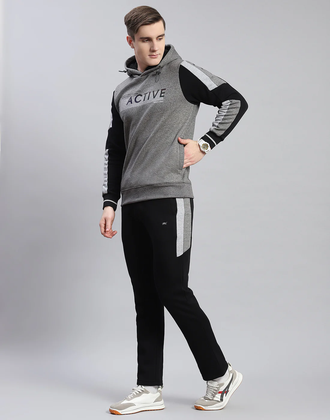 Men Grey & Black Solid Hooded Full Sleeve Tracksuit - Image 3